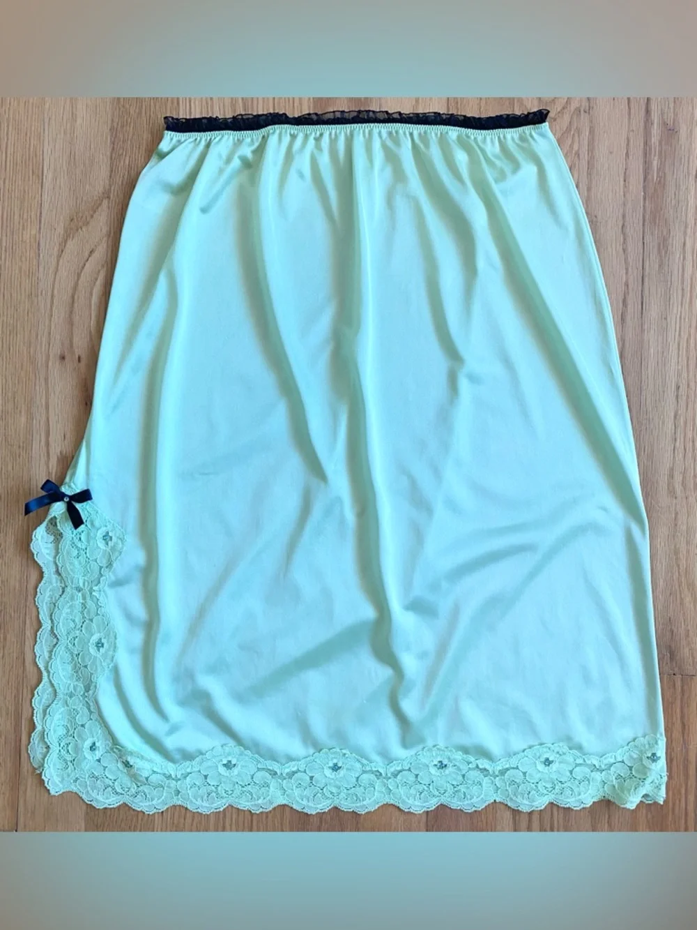 Vintage 60s GREENCO MAID Embellished Half Slip *Large* Green Nylon Side Split - Picture 1 of 5